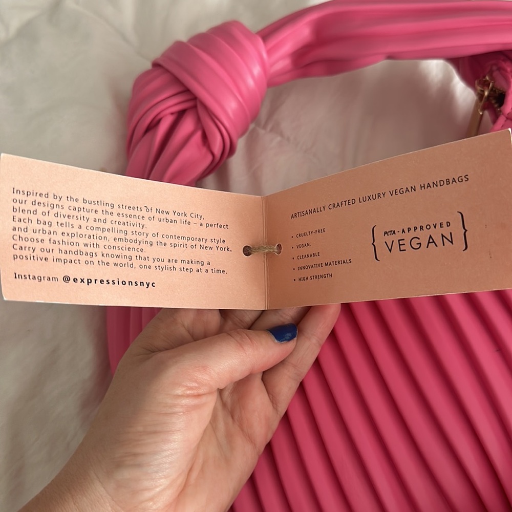 Expressions NYC Pink handbag - Picture 4 of 4